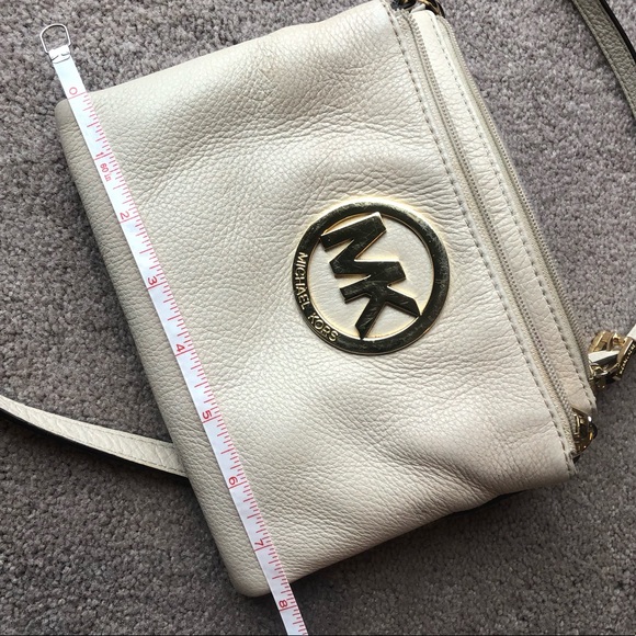 Michael Kors leather side bag - Picture 6 of 7